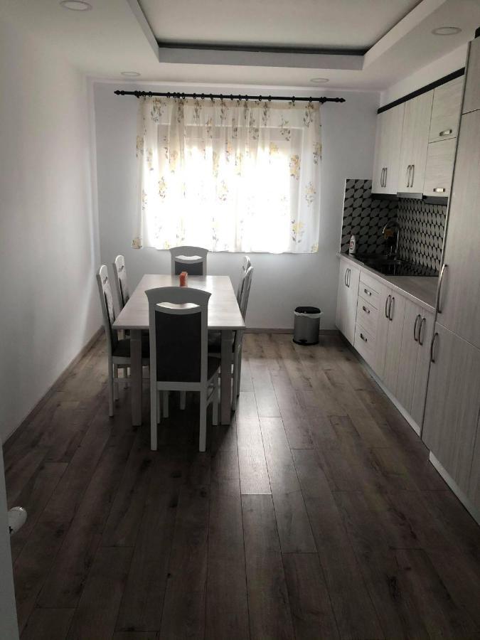 Holiday Luxury Villa With Private Garden Şelimbăr Εξωτερικό φωτογραφία