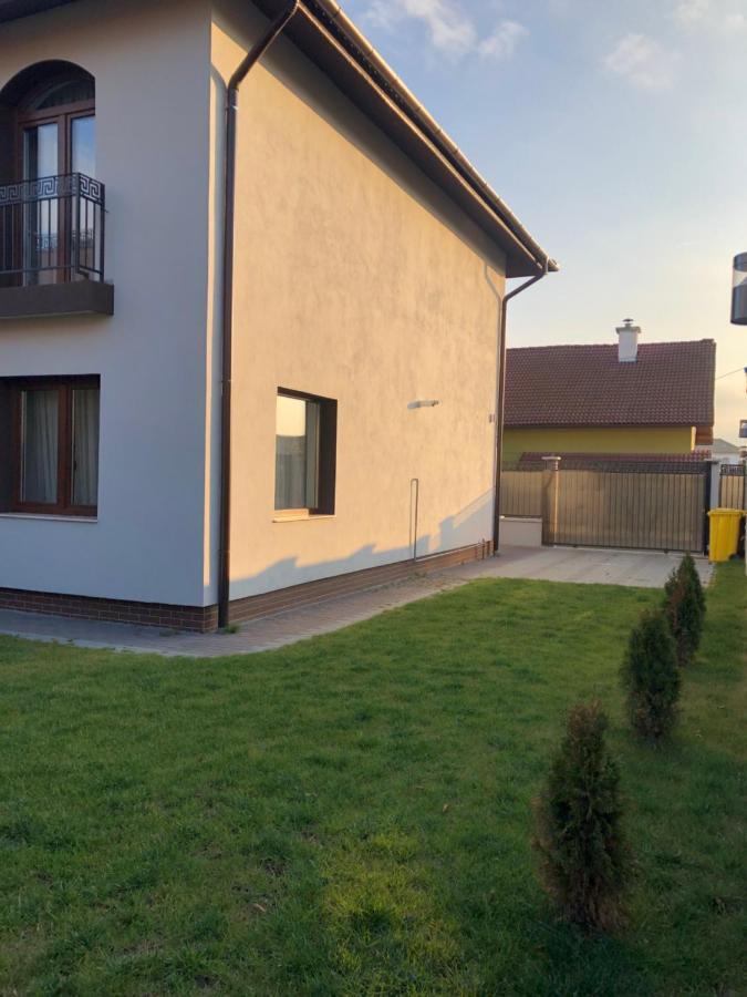 Holiday Luxury Villa With Private Garden Şelimbăr Εξωτερικό φωτογραφία